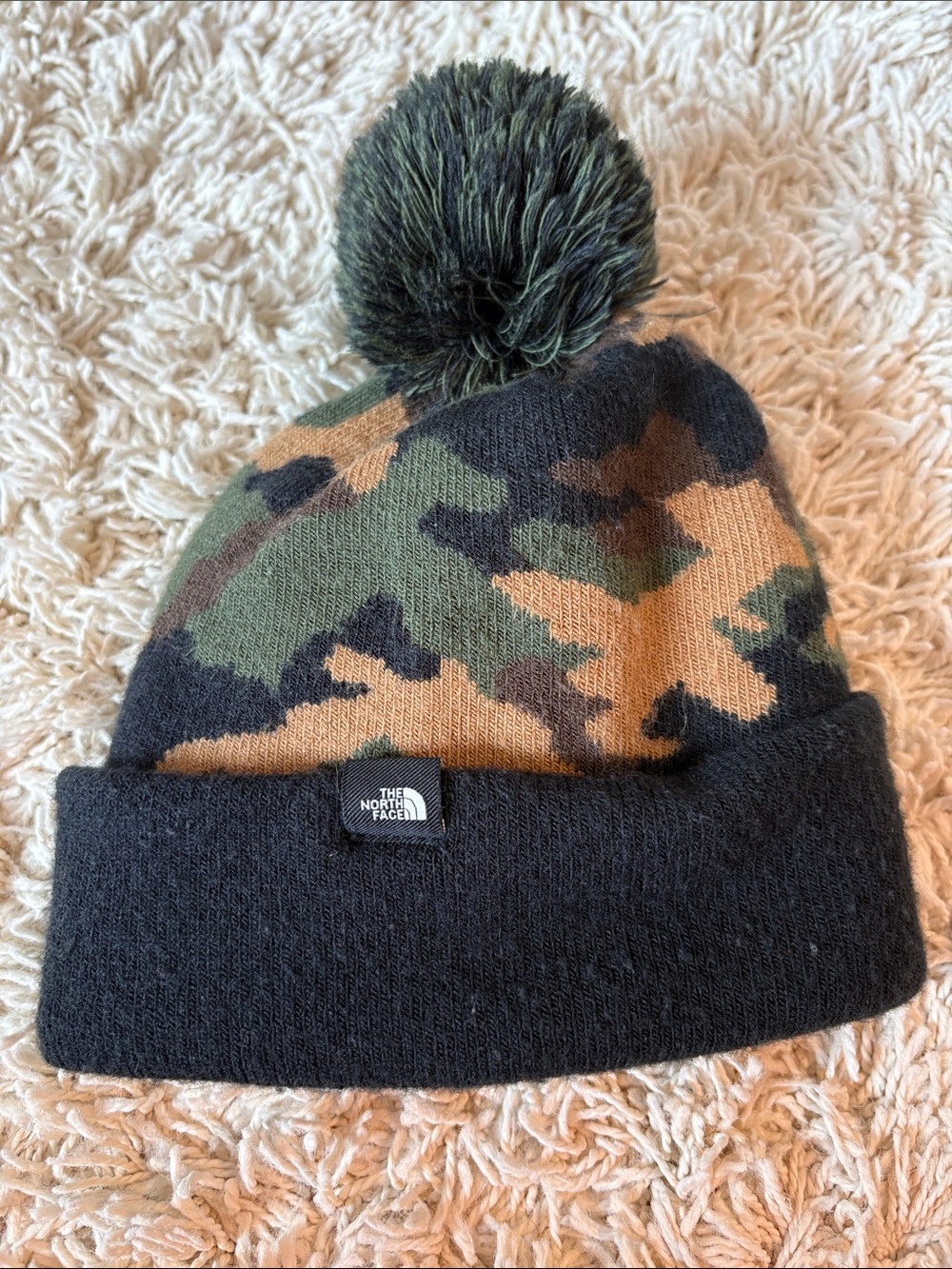 The North Face Youth Reversible Camouflage Jacket & Camo Pom Hat Set - Picture 8 of 10